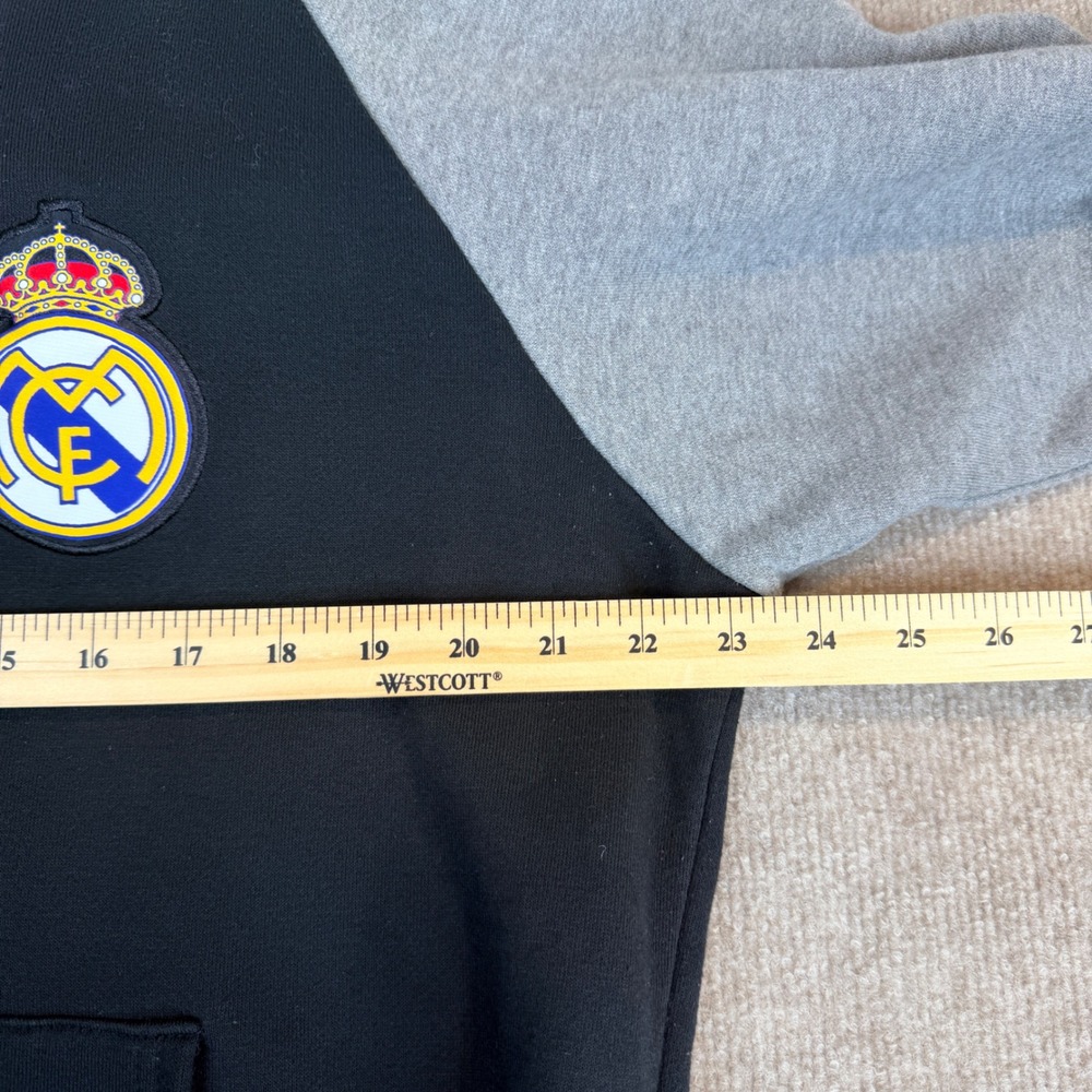 Real Madrid CF Full Zip Hoodie Mens Large Black Pink Soccer Club Crest Jacket - Picture 4 of 16